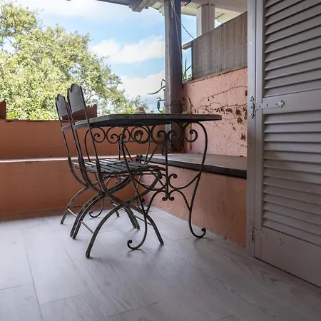 Favoloso Bilocale Con Terrazza
